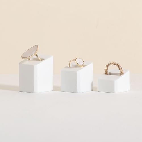GemeShou 3pcs Gypsum Jewelry Ring Display Stand