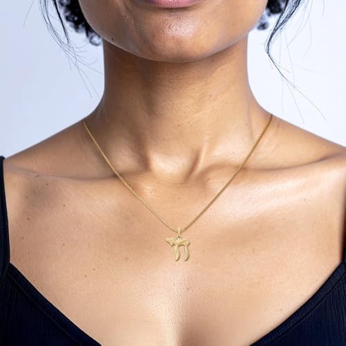14K Solid Yellow Gold Chai Hebrew Pendant Necklace