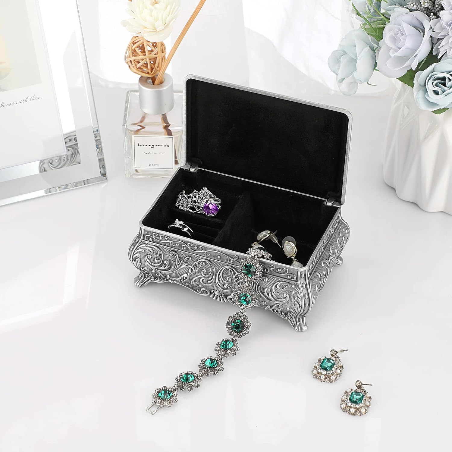 ELLDOO Vintage Silver Music Box with Floral Design